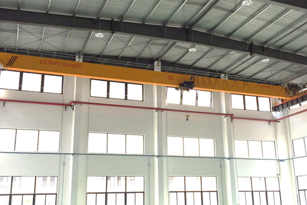 The main reasons for the welding deformation of bridge cranes 